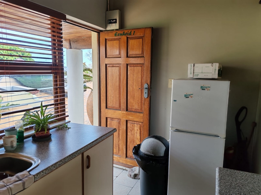 5 Bedroom Property for Sale in Perlemoenbaai Western Cape